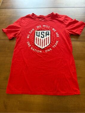 Nike USA Soccer T Shirt Red One Nation One Team World Cup Tee Size Small USMNT